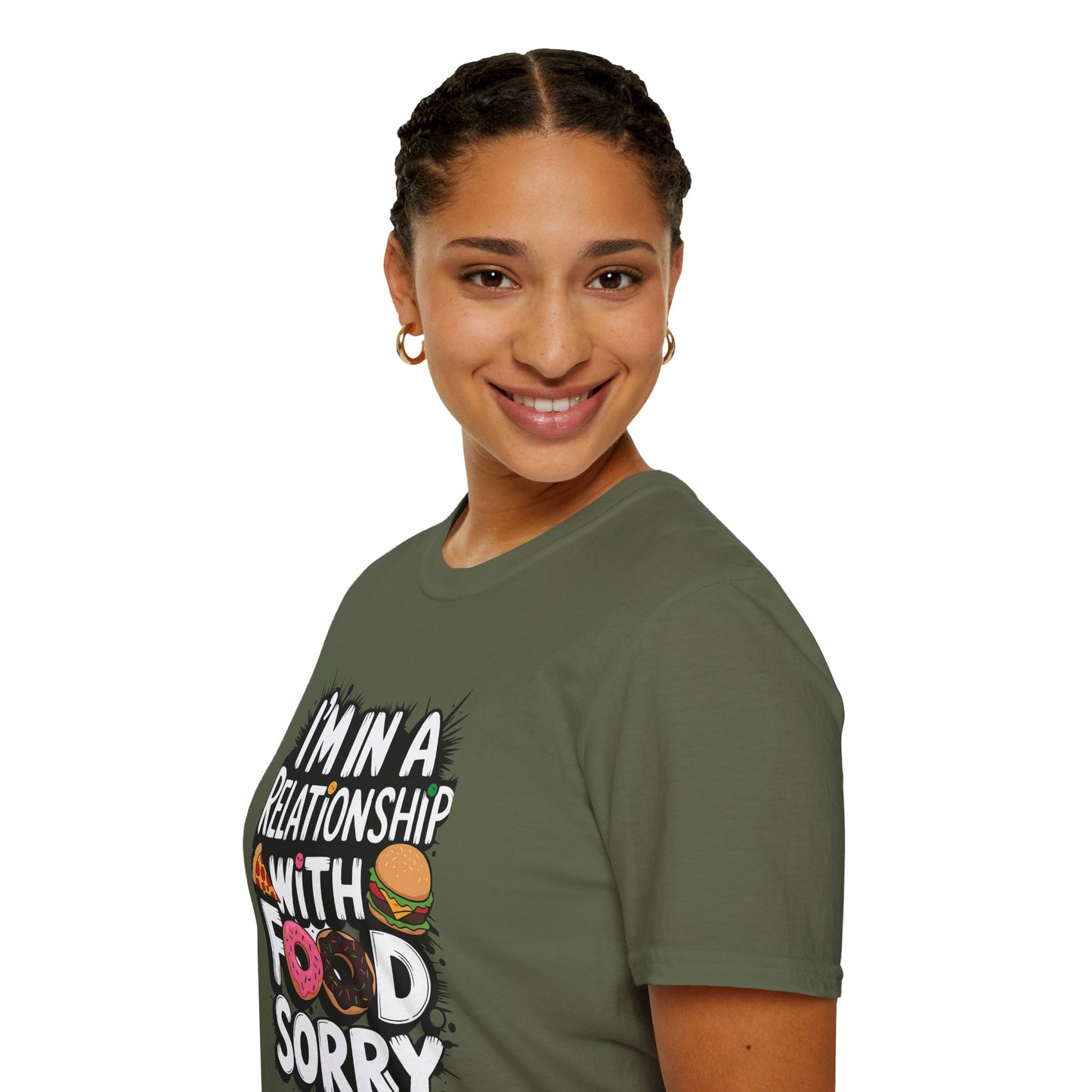 I'm in a Relationship with Food Graphic T-Shirt